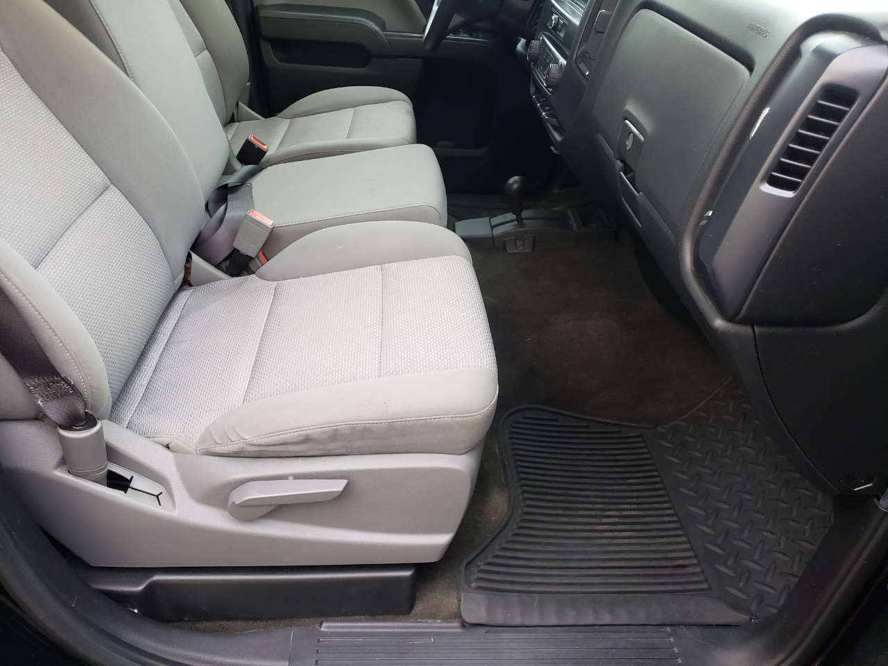 Chevrolet Silverado 1500 Work Truck Double Cab 4WD 2017 Chevrolet Silverado 1500 Work Truck Double Cab 4WD 2017