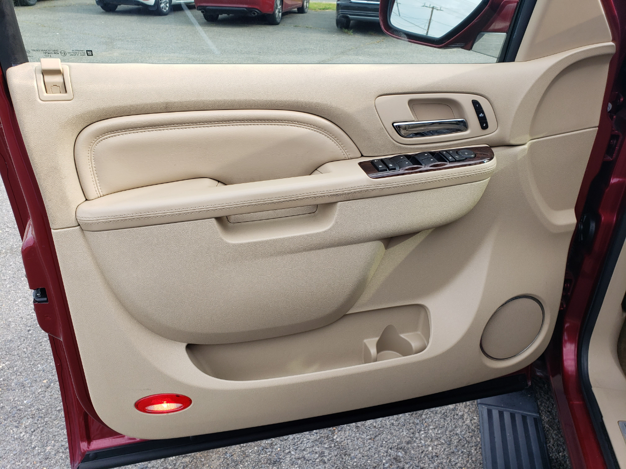 Cadillac Escalade ESV AWD Premium 2011 Cadillac Escalade ESV AWD Premium 2011