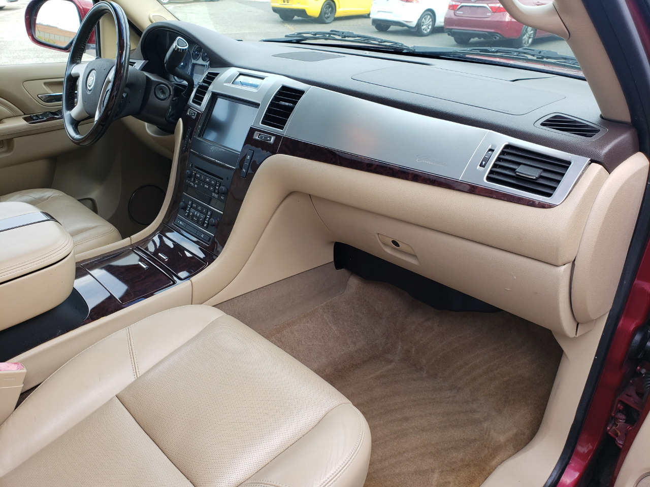 Cadillac Escalade ESV AWD Premium 2011 Cadillac Escalade ESV AWD Premium 2011