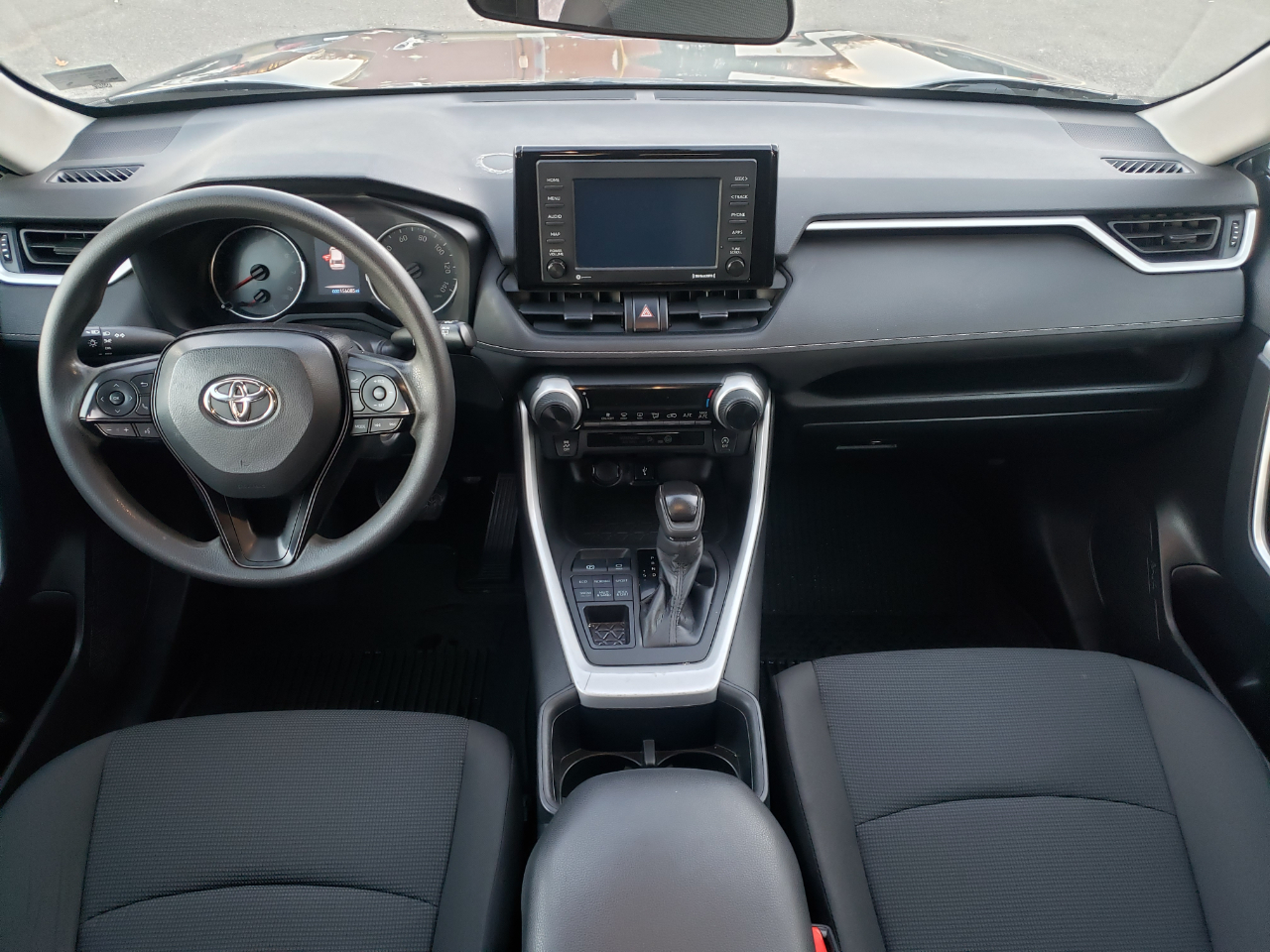 Toyota RAV4 LE AWD 2022