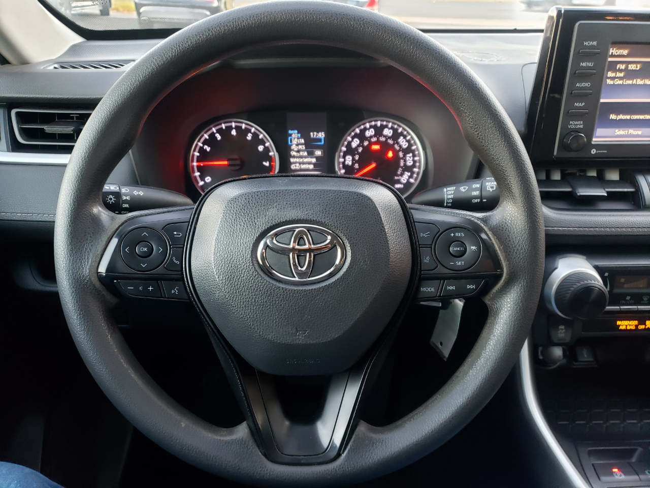 Toyota RAV4 LE AWD 2022
