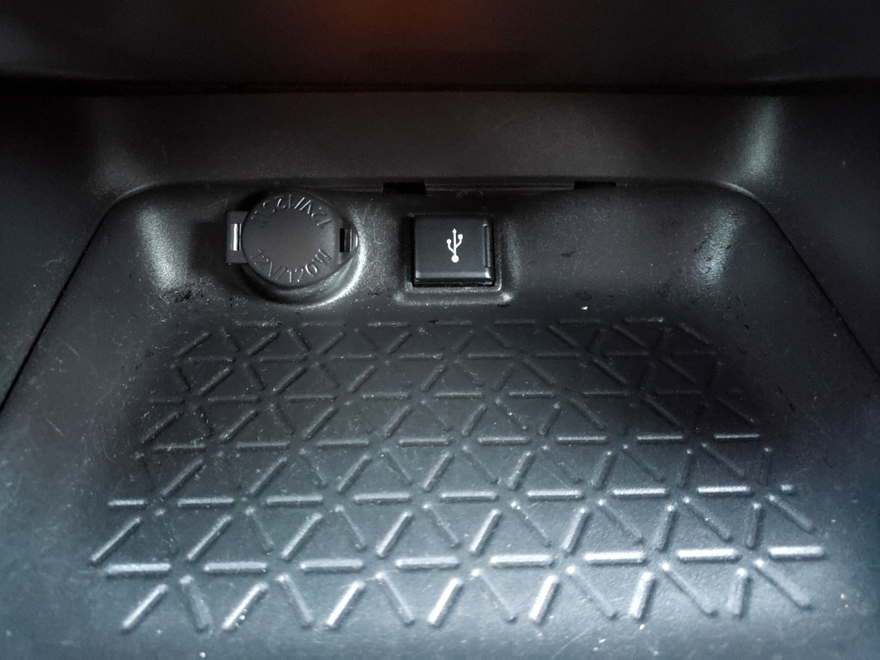 Toyota RAV4 LE AWD 2022