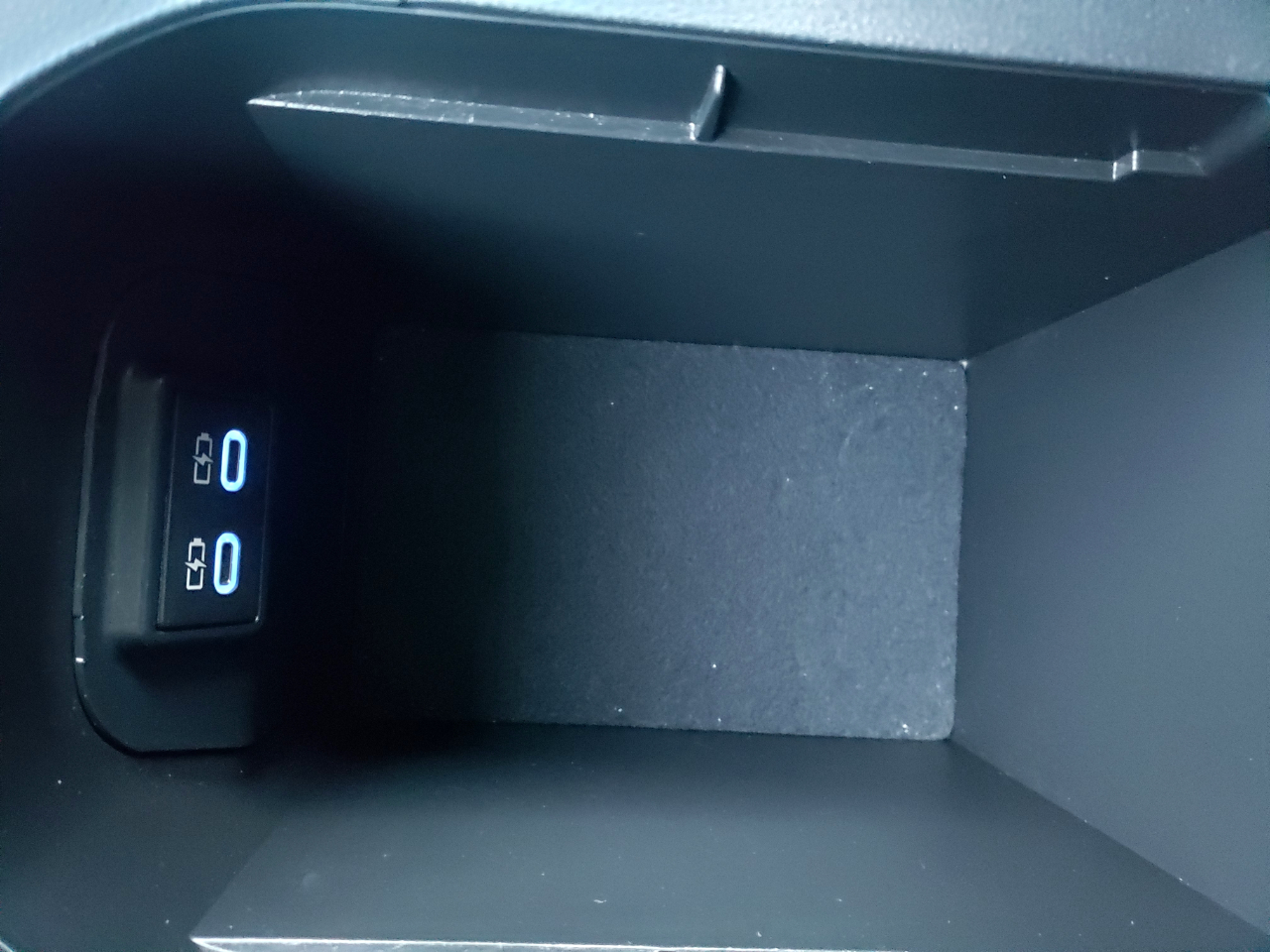 Toyota RAV4 LE AWD 2022