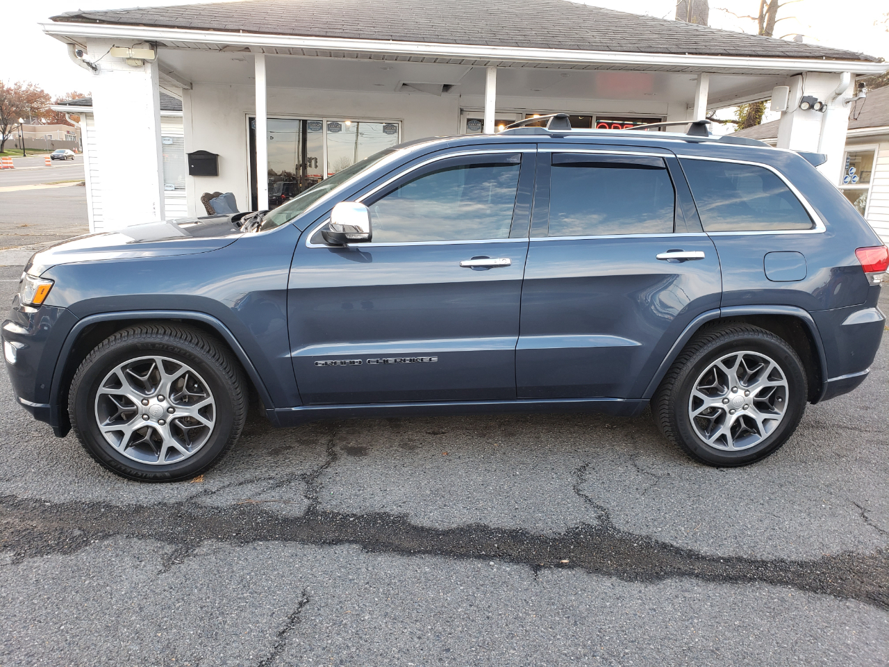 Jeep Grand Cherokee Overland 4WD 2020