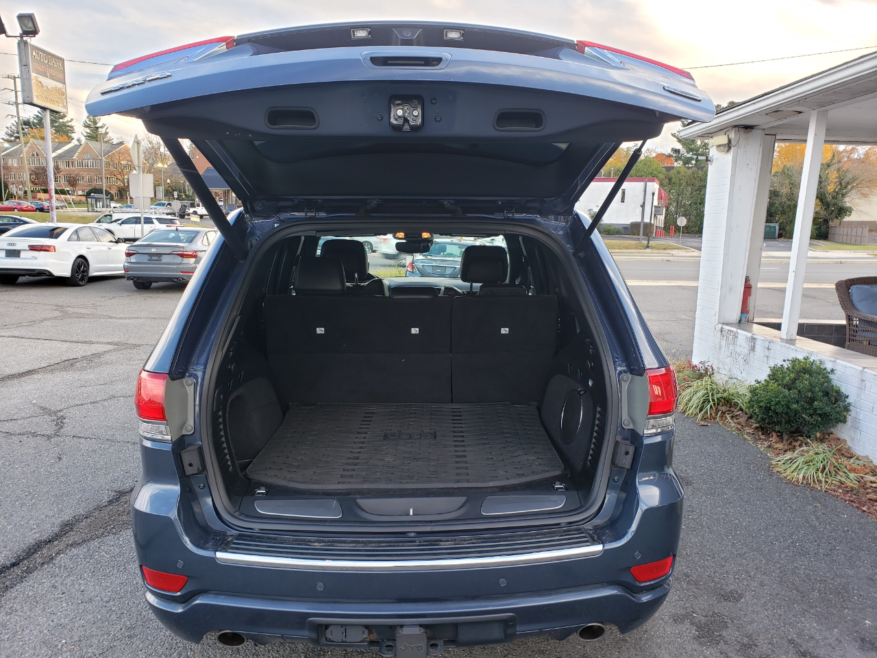 Jeep Grand Cherokee Overland 4WD 2020