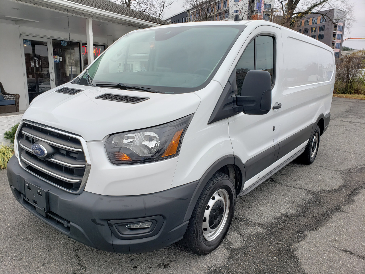 2020 Ford Transit 150 Van Low Roof w/Sliding Pass. 130-in. WB