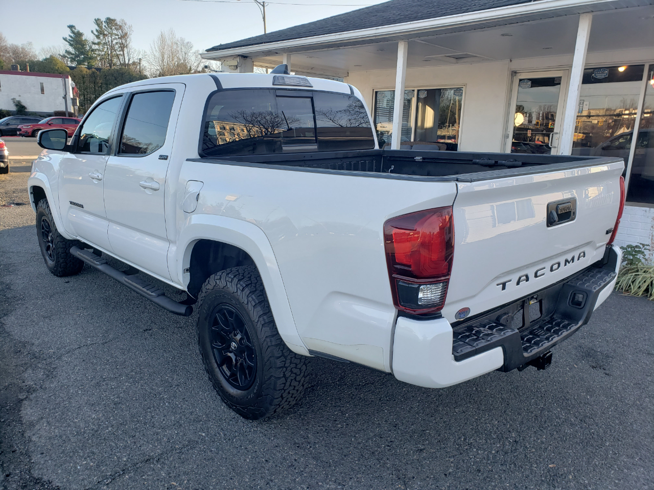 Toyota Tacoma SR5 Double Cab Long Bed V6 6AT 2WD 2022
