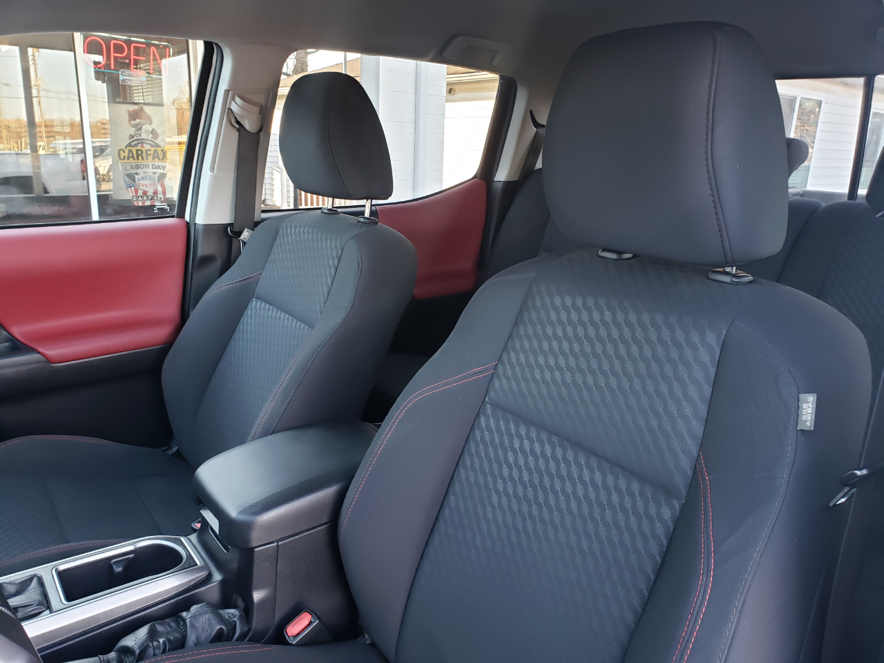 Toyota Tacoma SR5 Double Cab Long Bed V6 6AT 2WD 2022