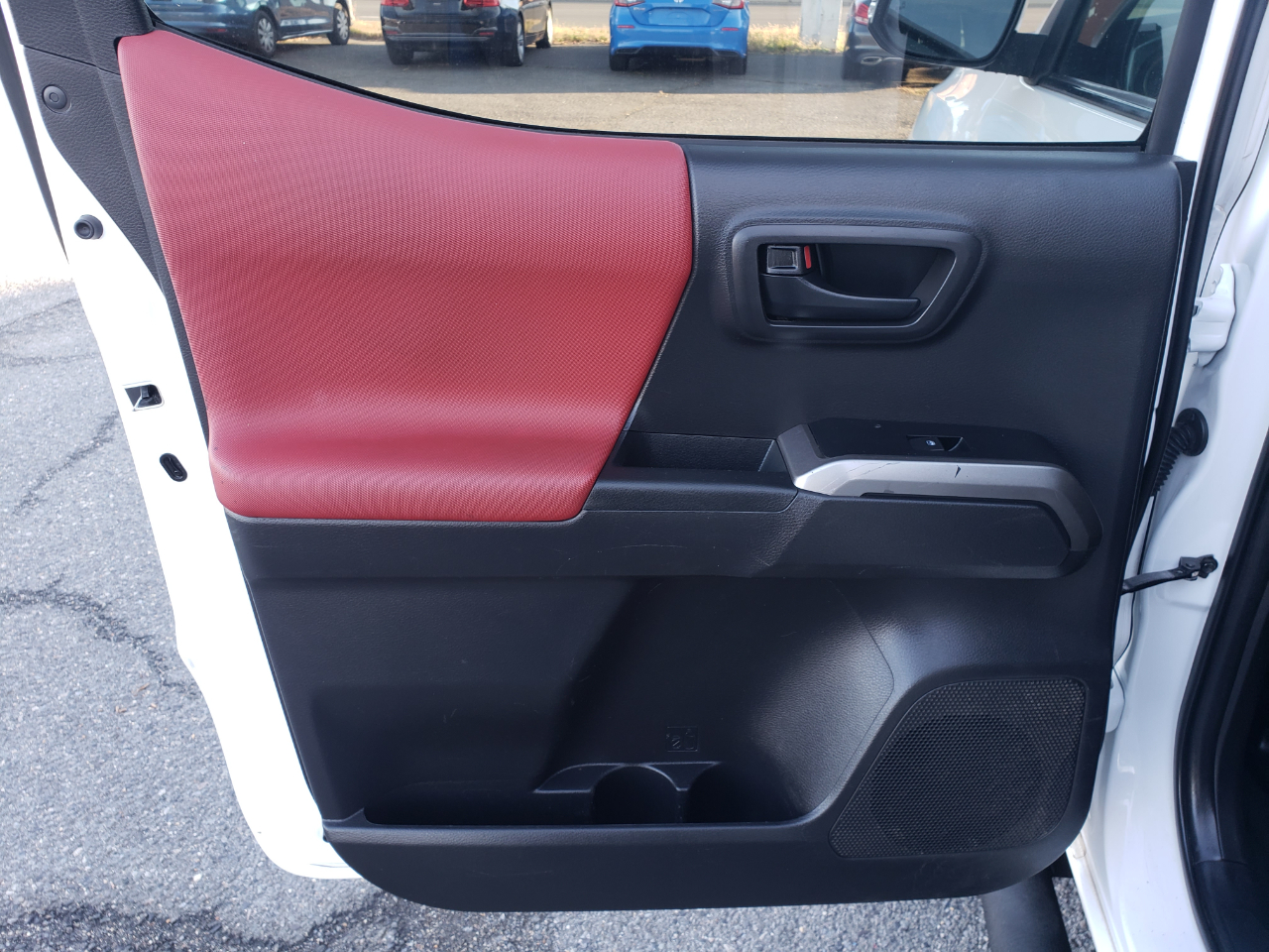 Toyota Tacoma SR5 Double Cab Long Bed V6 6AT 2WD 2022