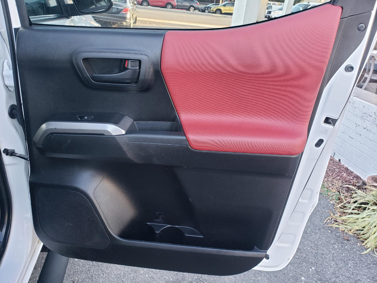 Toyota Tacoma SR5 Double Cab Long Bed V6 6AT 2WD 2022