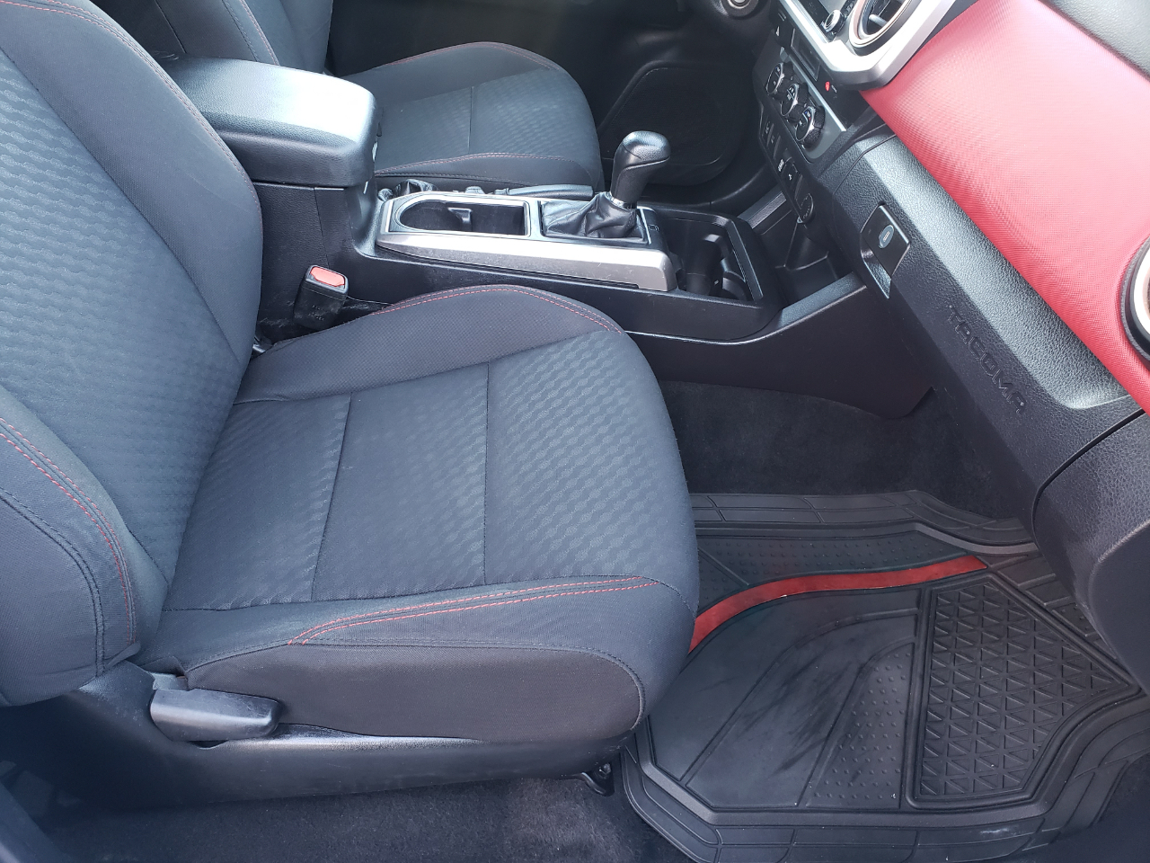 Toyota Tacoma SR5 Double Cab Long Bed V6 6AT 2WD 2022