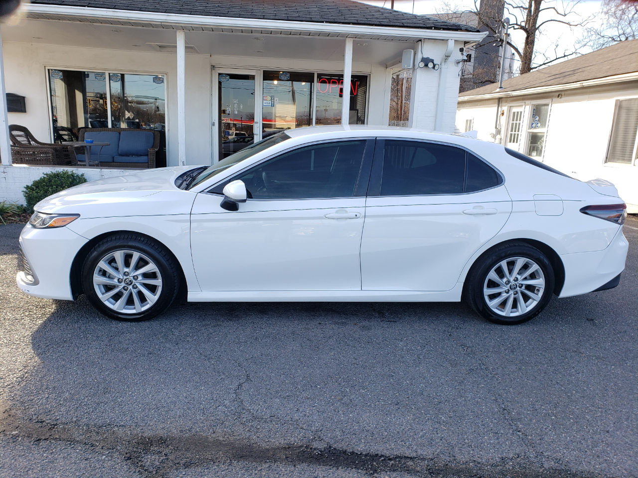 Toyota Camry LE 2022