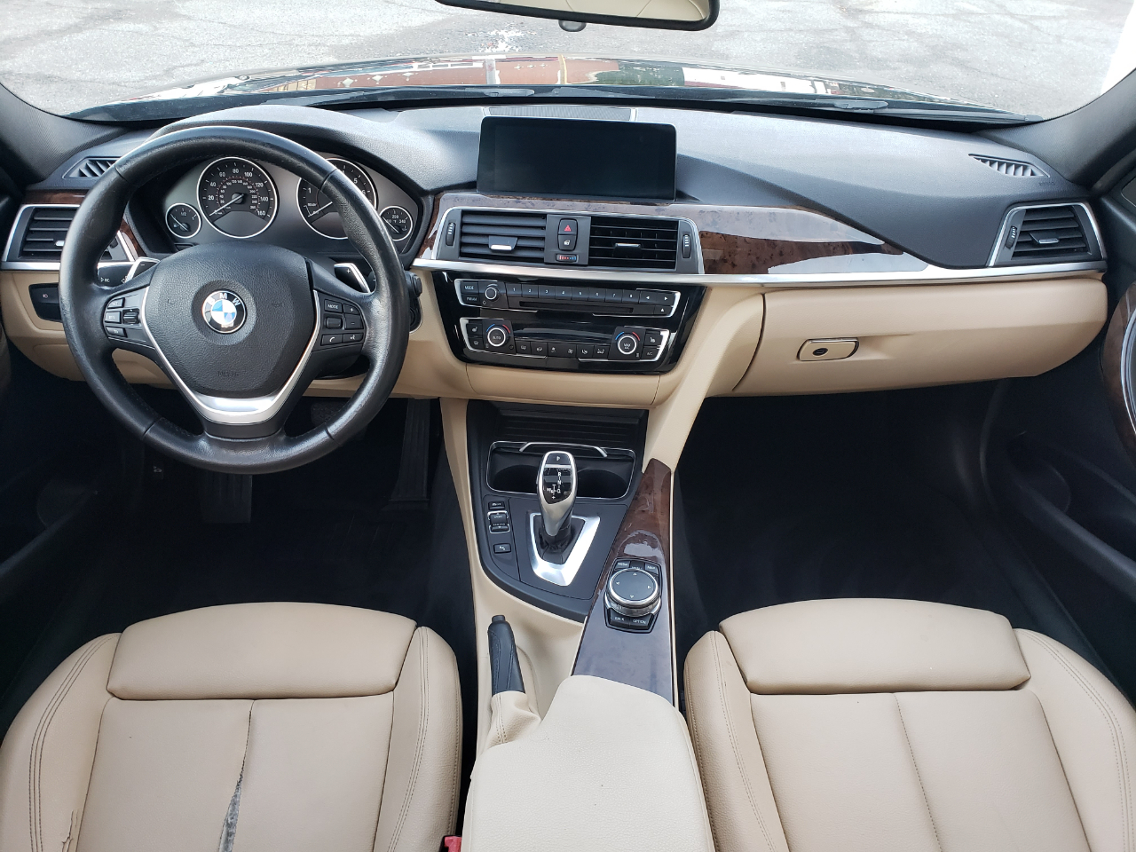 BMW 3-Series 330i xDrive SULEV Sedan 2017