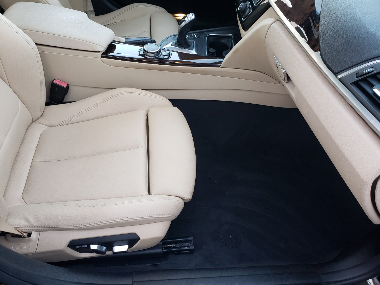 BMW 3-Series 330i xDrive SULEV Sedan 2017