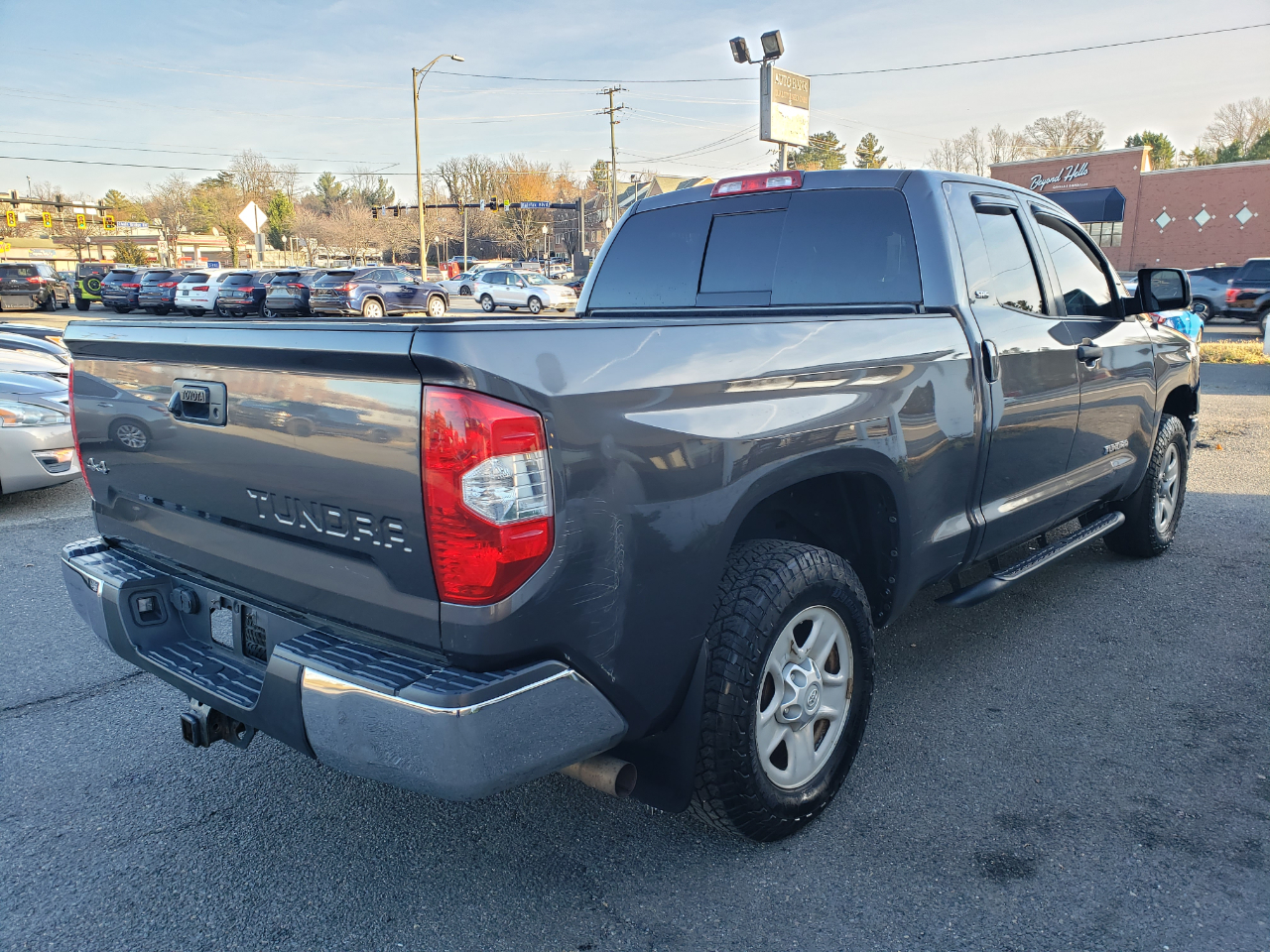 Toyota Tundra  2018