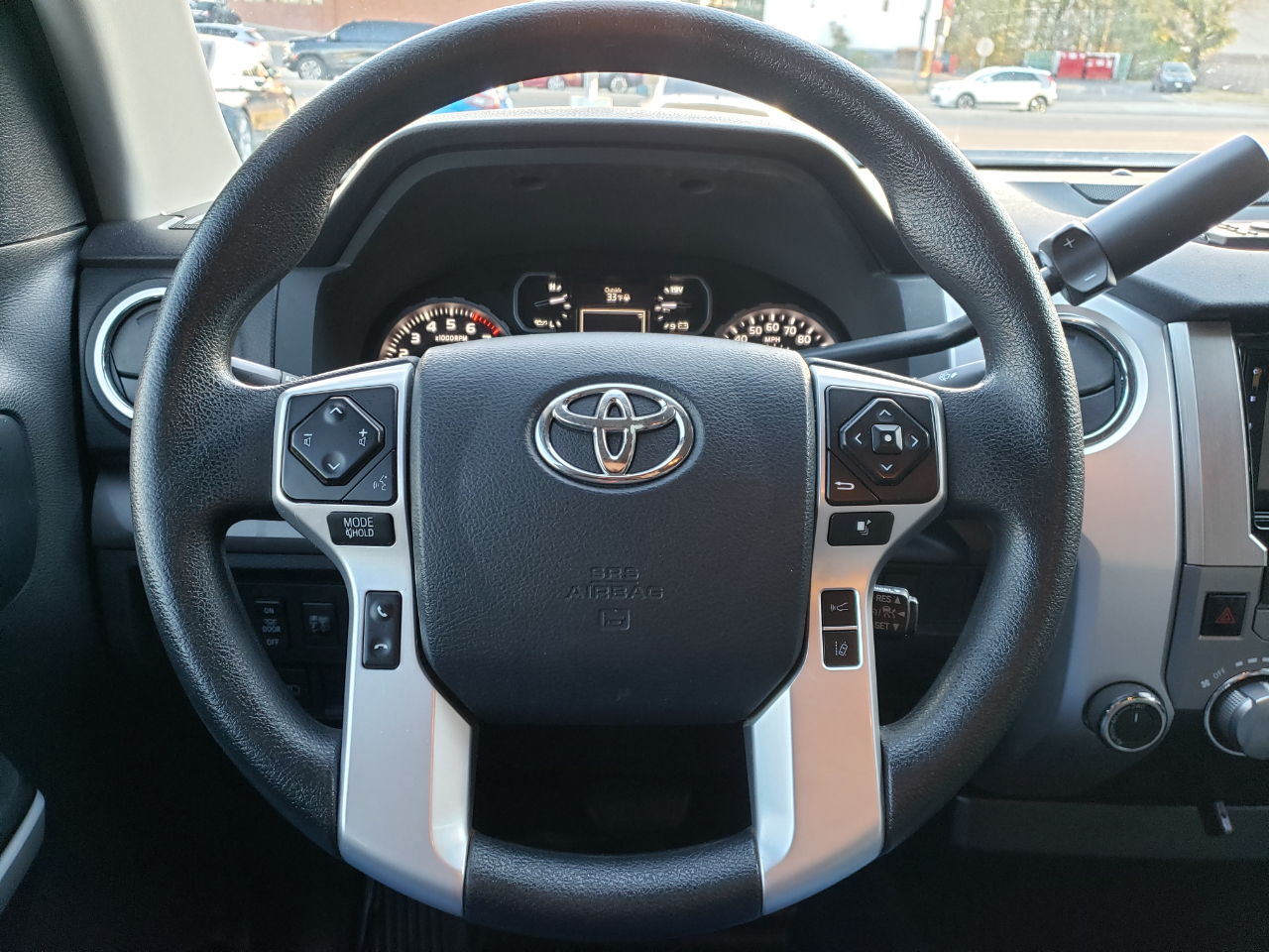Toyota Tundra  2018
