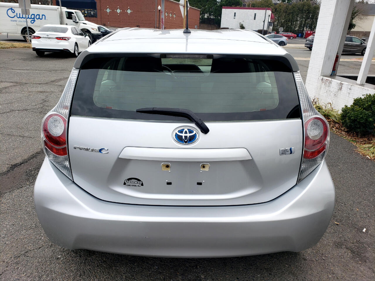 Toyota Prius c One 2012