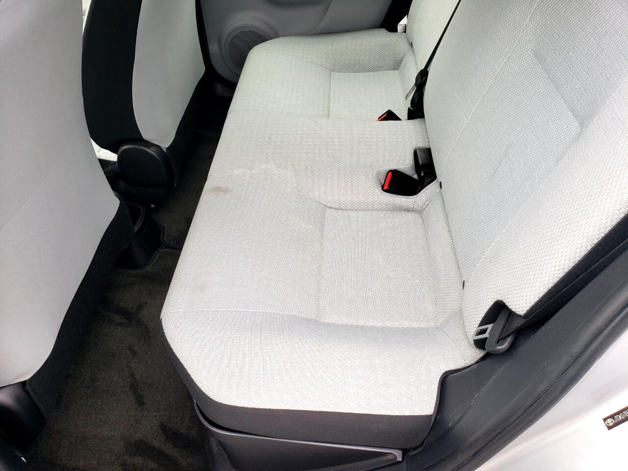 Toyota Prius c One 2012