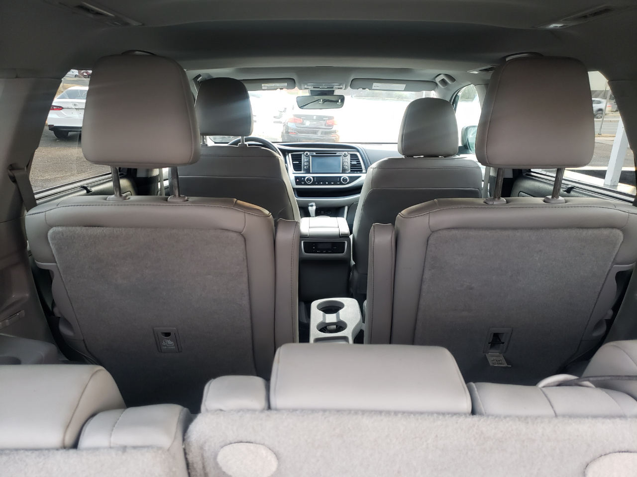 Toyota Highlander XLE AWD V6 2019