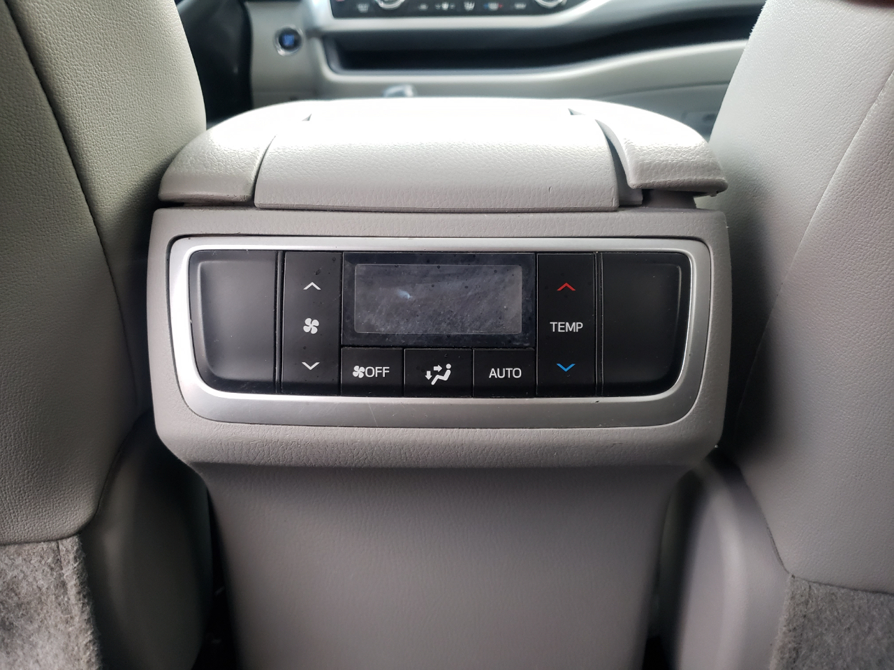 Toyota Highlander XLE AWD V6 2019