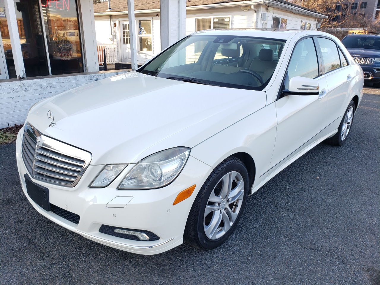 2010 Mercedes-Benz E-Class E350 Sedan 4MATIC