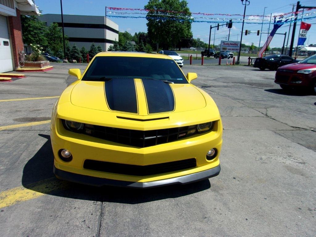 Chevrolet Camaro 2dr Cpe 2SS 2010