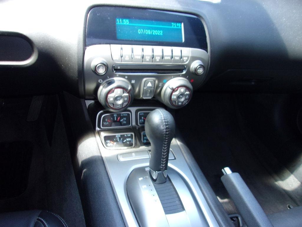 Chevrolet Camaro 2dr Cpe 2SS 2010