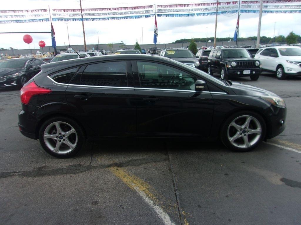 Ford Focus 5dr HB Titanium 2012