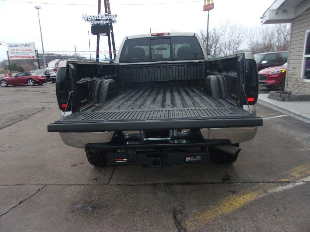 Chevrolet Silverado 2500HD Reg Cab 133" WB 4WD Work Truck 2006