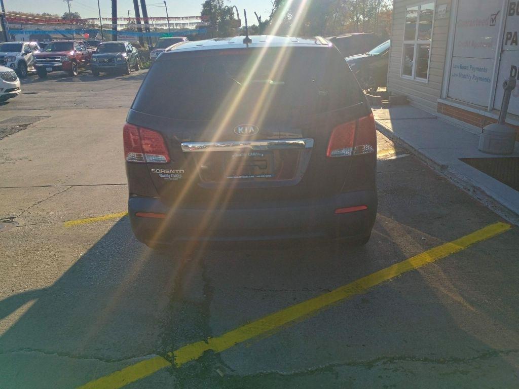 Kia Sorento AWD 4dr I4 LX 2011