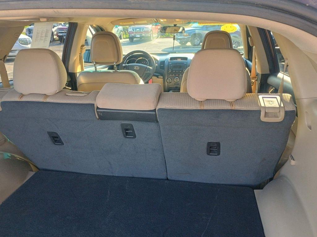 Kia Sorento AWD 4dr I4 LX 2011