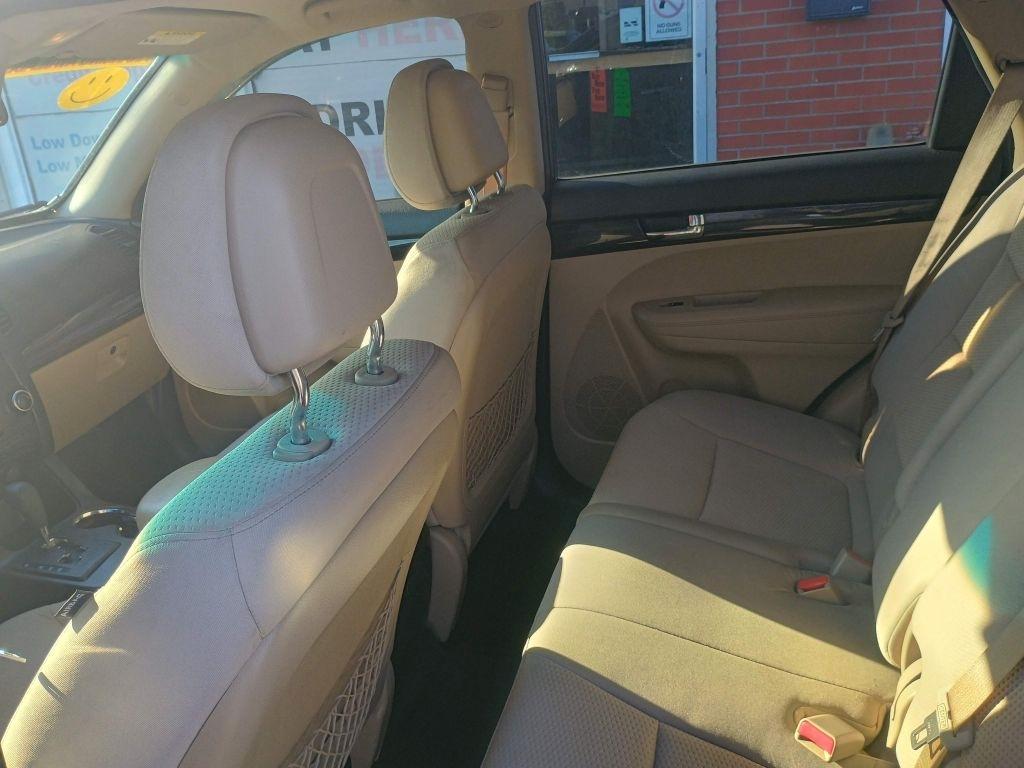 Kia Sorento AWD 4dr I4 LX 2011