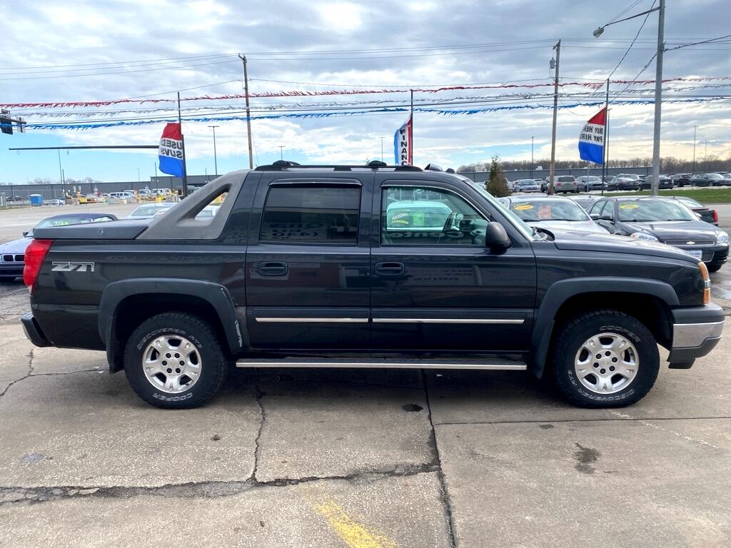 Chevrolet Avalanche 1500 5dr Crew Cab 130" WB 4WD Z71 2005