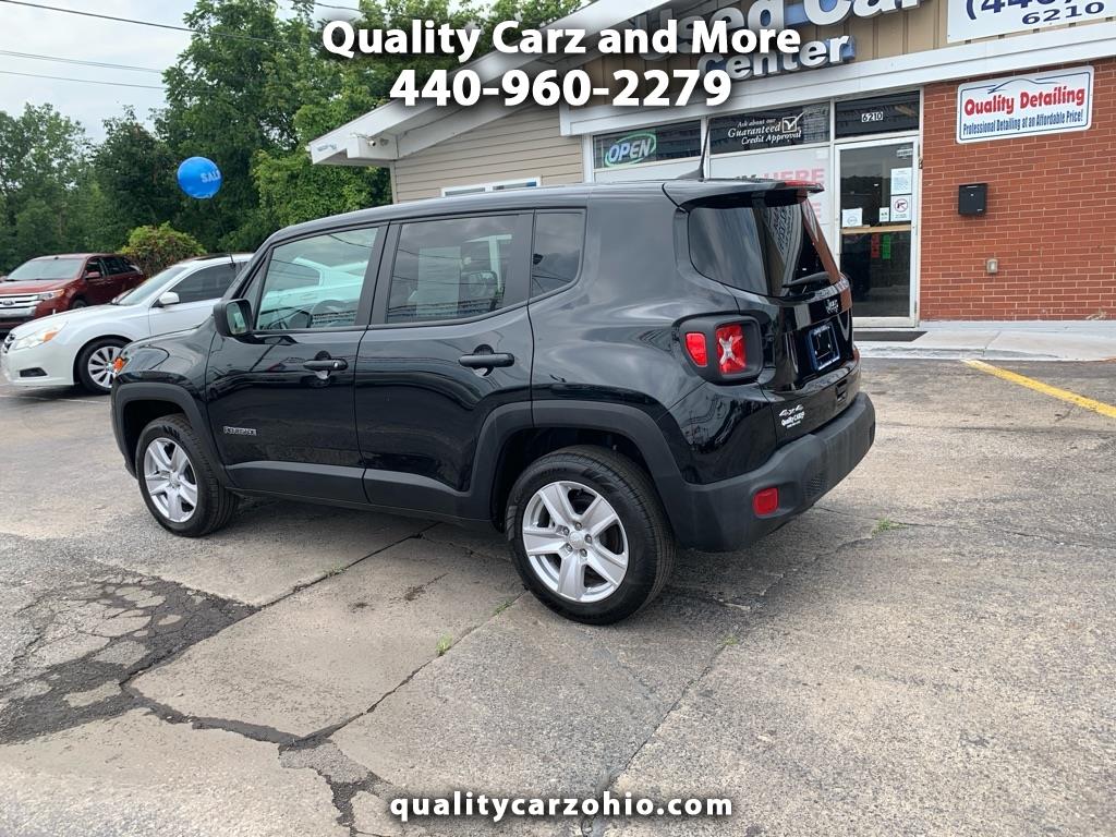 2023 Jeep Renegade Latitude's photo