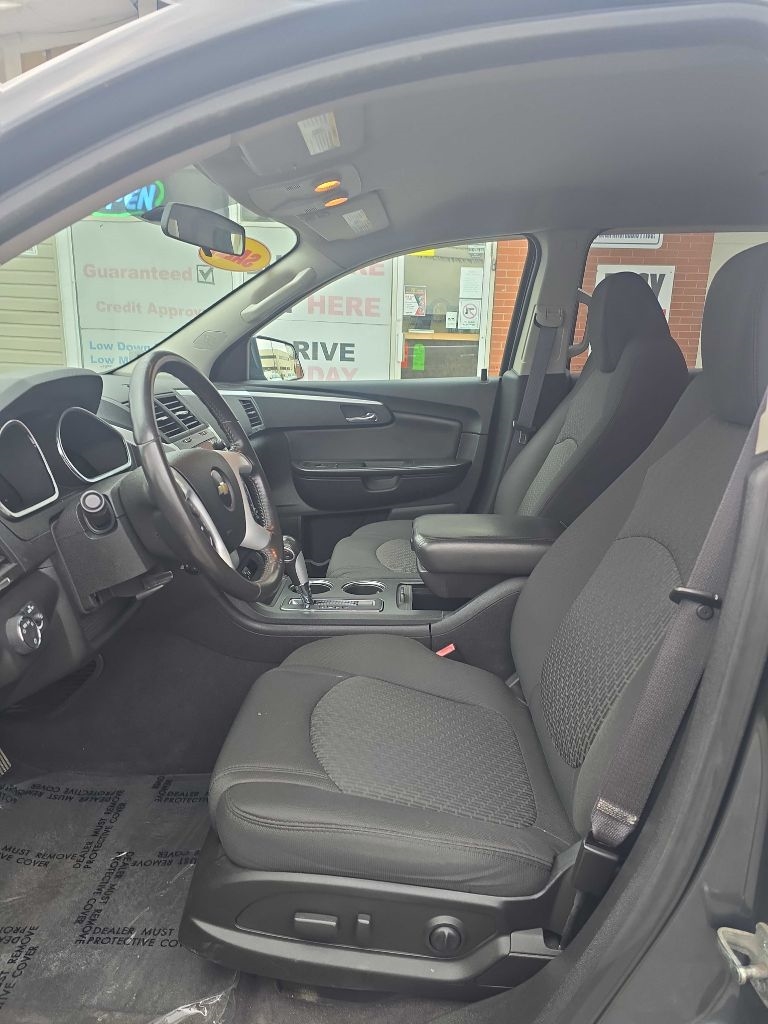 Chevrolet Traverse AWD 4dr LT w/1LT 2010