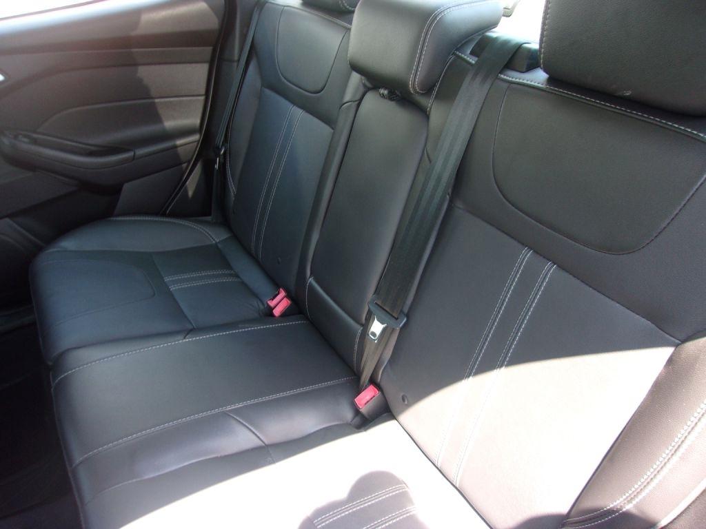 Ford Focus 4dr Sdn SE 2014