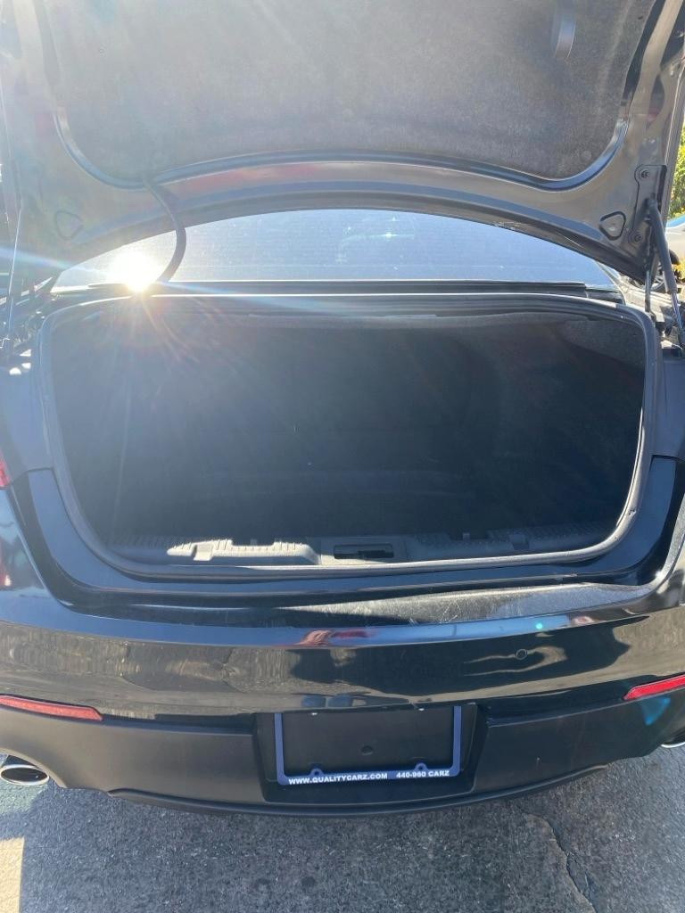 Ford Taurus 4dr Sdn SEL FWD 2015