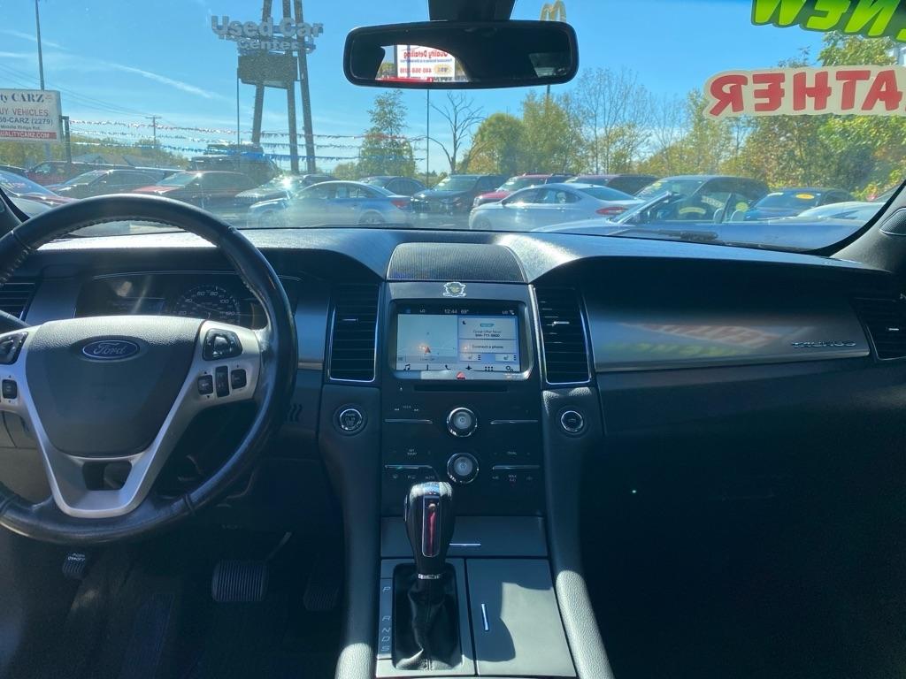 Ford Taurus 4dr Sdn SEL FWD 2015