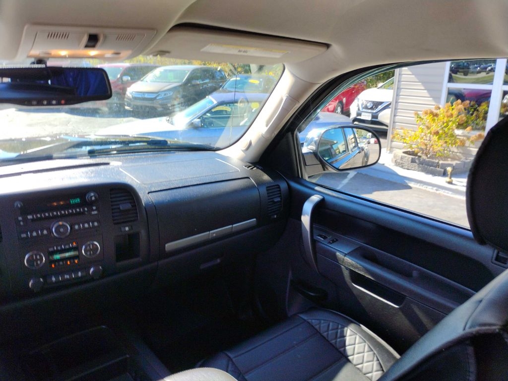 Chevrolet Silverado 1500 4WD Ext Cab 143.5" LT 2013