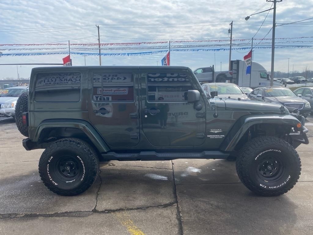 Jeep Wrangler Unlimited 4WD 4dr Sahara 2010