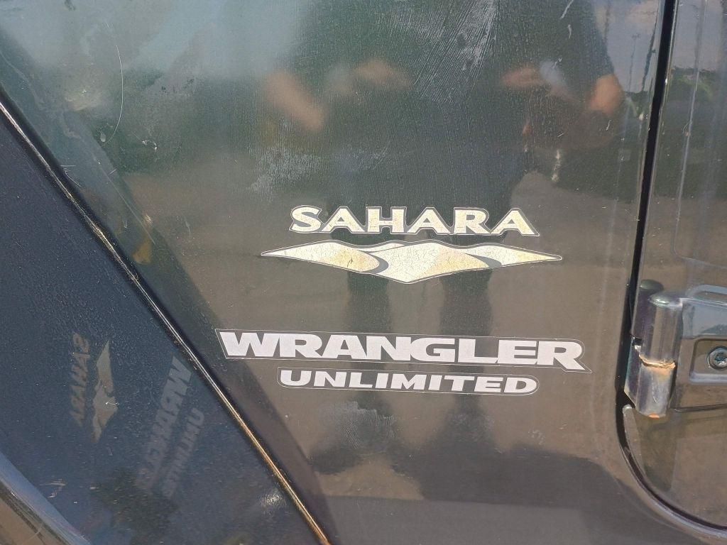 Jeep Wrangler Unlimited 4WD 4dr Sahara 2010