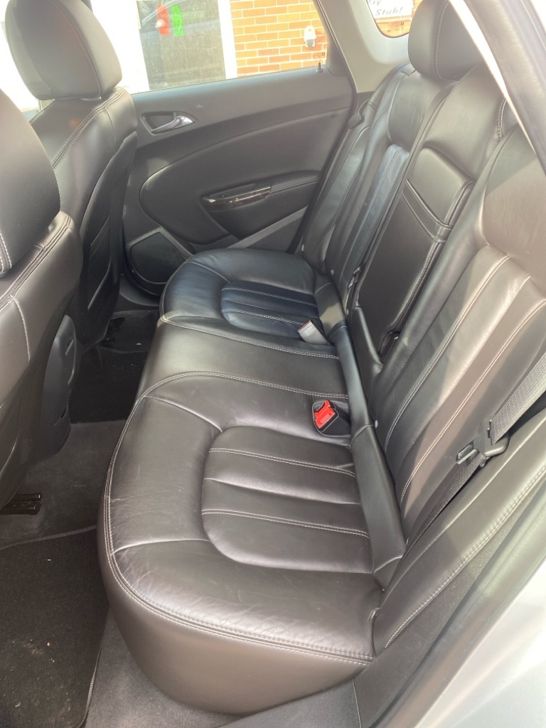 Buick Verano 4dr Sdn Leather Group 2014