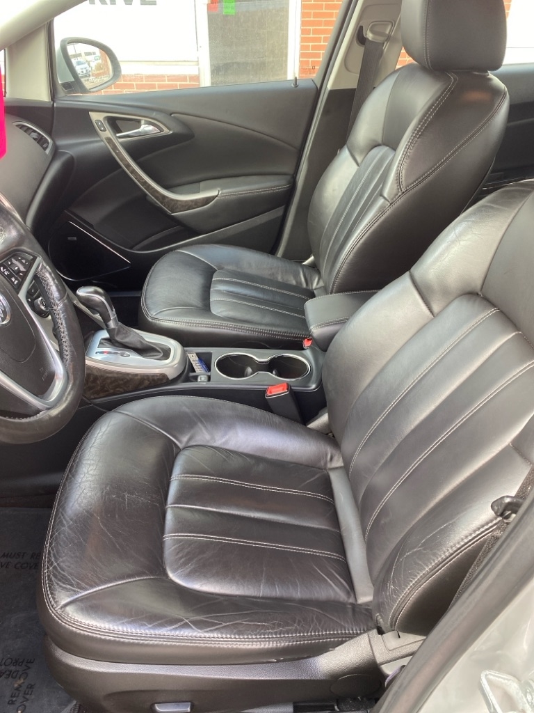 Buick Verano 4dr Sdn Leather Group 2014