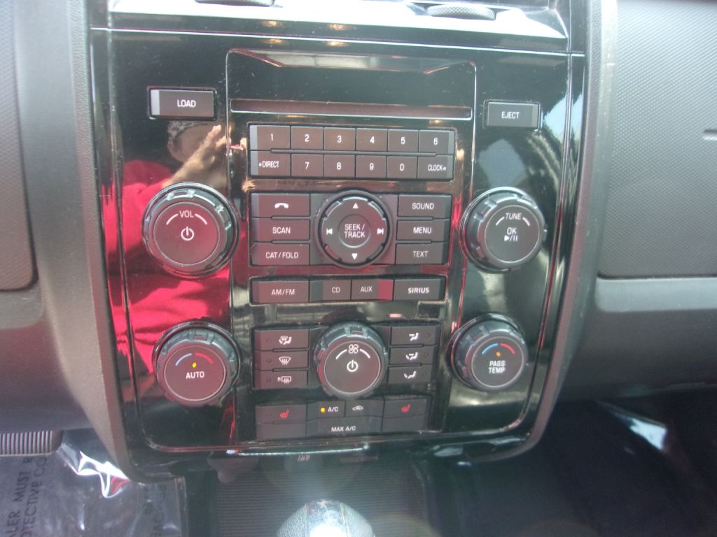 Ford Escape 4WD 4dr Limited 2011