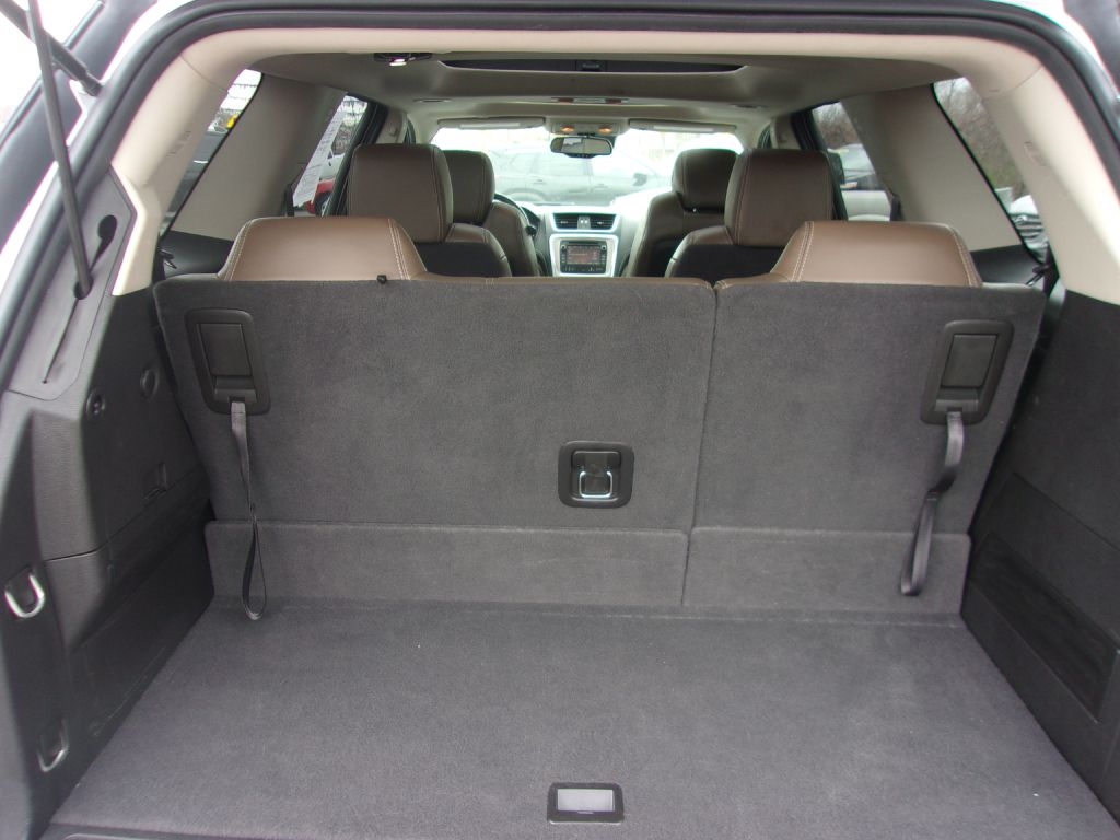 GMC Acadia AWD 4dr SLT w/SLT-1 2016