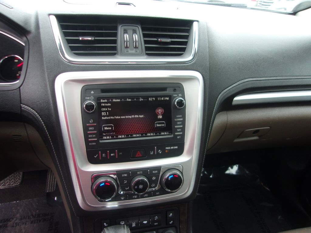 GMC Acadia AWD 4dr SLT w/SLT-1 2016