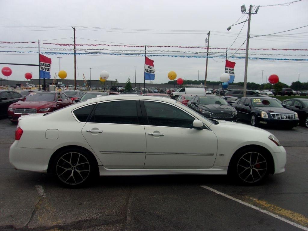 Infiniti M45 4dr Sdn RWD 2008