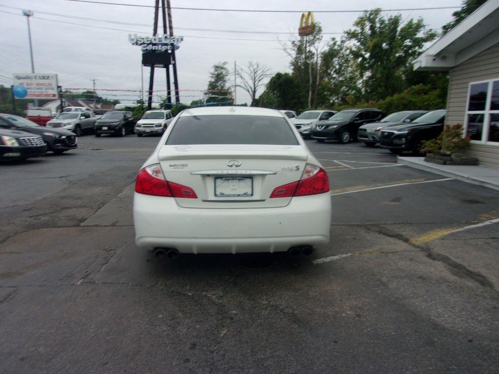 Infiniti M45 4dr Sdn RWD 2008