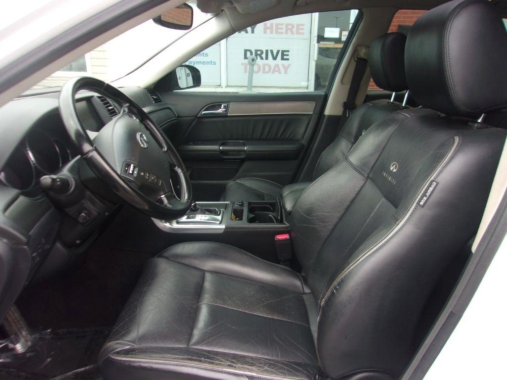 Infiniti M45 4dr Sdn RWD 2008