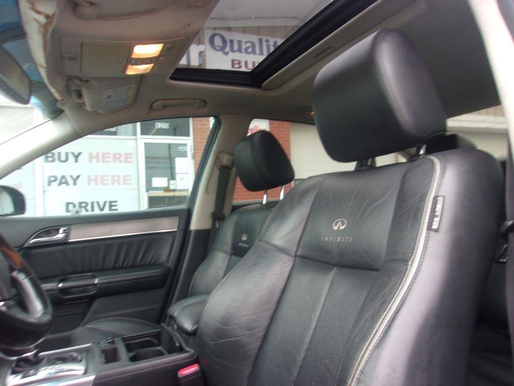 Infiniti M45 4dr Sdn RWD 2008